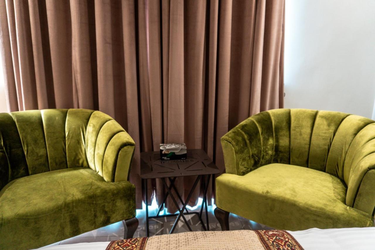 Trivelles Executive Suites Исламабад Экстерьер фото
