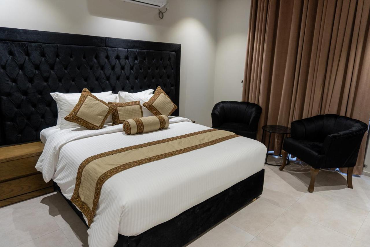 Trivelles Executive Suites Исламабад Экстерьер фото