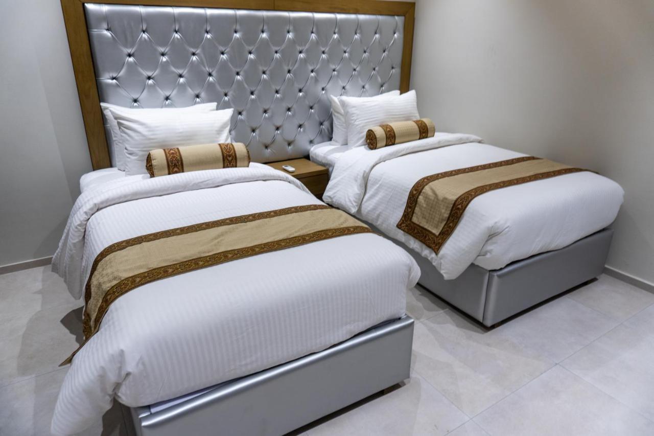 Trivelles Executive Suites Исламабад Экстерьер фото
