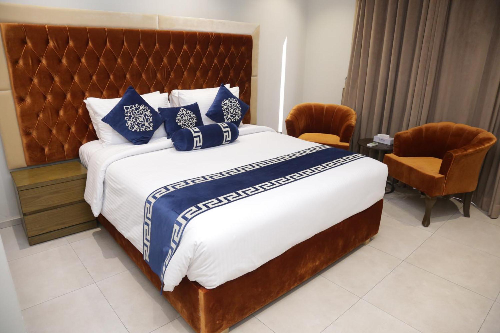 Trivelles Executive Suites Исламабад Экстерьер фото