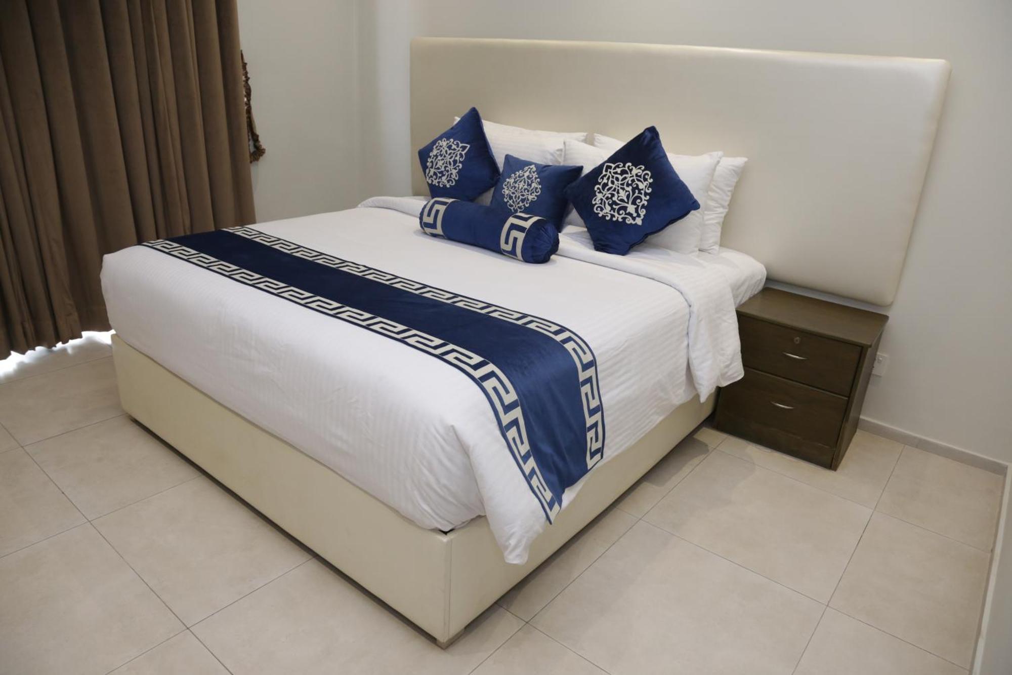 Trivelles Executive Suites Исламабад Экстерьер фото